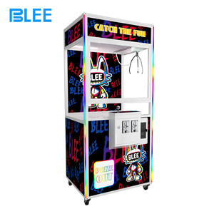 BLEE Pluche Speelgoed Klauwautomaat Leverancier OEM/ODM Schattig Knuffeldier Grijper met Felle Verlichting Klauwautomaat voor Speelzone - Product Image 1