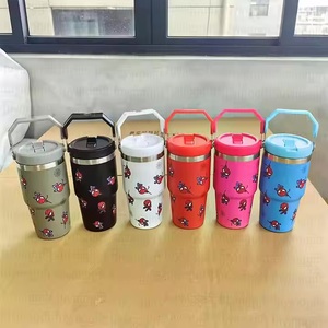 Gobelet <span class=keywords><strong>isotherme</strong></span> portable en acier inoxydable 304 de 40 oz <span class=keywords><strong>avec</strong></span> <span class=keywords><strong>poignée</strong></span>, personnalisé <span class=keywords><strong>avec</strong></span> logo, motif dessin animé, pour l'extérieur - Product Image 5