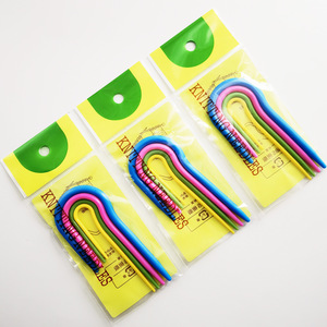 U Shaped Plastic Cable Needles 4 Pieces Per Pack For Knitting And Hand <b>Sewing</b> Tools - Product Image 1