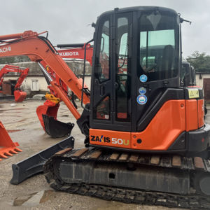 Excavatrice de petite taille HITACHI ZX50U-3 d'occasion, 5 tonnes, faible nombre d'heures de travail, haute qualité, exportable, matériel de construction - Product Image 1