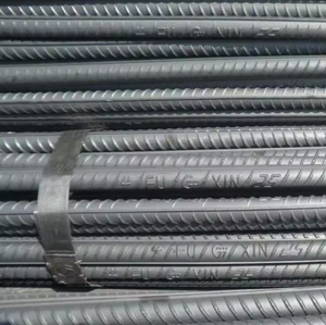 เหล็กเส้นเสริมคอนกรีต HRB400 HRB500 เหล็กกล้าคาร์บอนสูง รูปแบบข้ออ้อย มาตรฐาน ASTM สำหรับงานก่อสร้างอาคาร พร้อมคุณสมบัติการดัดงอ - Product Image 4