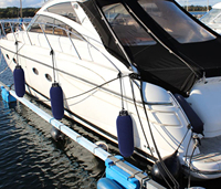 Housse de protection en néoprène avec logo imprimé pour pare-battage de bateau gonflable à nervures