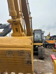 Excavatrice sur chenilles Caterpillar 330BL d'occasion, modèle 2020, godet de 1,5 m, poids opérationnel de 33702 kg, puissance de 165,5 kW, bon état - Product Image 2