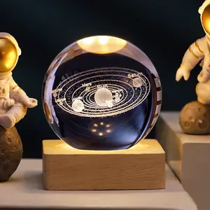 Veilleuse 3D Galaxy Crystal Ball avec base en bois LED pour anniversaire et astronomie Space Universe Cadeaux pour adolescents garçons et filles