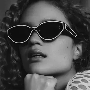 DOISYER nuovo Design popolare occhiali da sole a occhi di gatto donna moda festa Hip-Hop decorato occhiali da sole per uomo di Design di marca