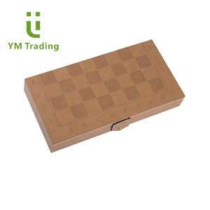 Set di Scacchi e Dama in Pelle e Legno da 12 Pollici per Bambini e Adulti, Scacchiera Magnetica Ecologica dal Design Unico - Product Image 5