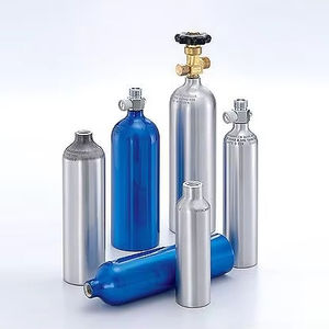 Cylindres de gaz en aluminium de CO2 de Sodastream de catégorie comestible de la haute pression 0.6L pour des sodamakers de boisson - Product Image 1