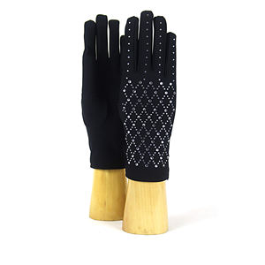 Fabriqué en Italie Gants pour femmes Gants de mode Gants en tissu avec strass. Étincelant et pour les occasions élégantes. Tissu extensible - Product Image 1