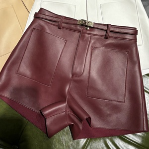 2025 alta qualità moda estiva <span class=keywords><strong>pantaloni</strong></span> corti <span class=keywords><strong>in</strong></span> <span class=keywords><strong>pelle</strong></span> color cachi <span class=keywords><strong>pantaloni</strong></span> <span class=keywords><strong>in</strong></span> vera <span class=keywords><strong>pelle</strong></span> di montone <span class=keywords><strong>pantaloni</strong></span> <span class=keywords><strong>in</strong></span> <span class=keywords><strong>pelle</strong></span> da <span class=keywords><strong>donna</strong></span> - Product Image 3