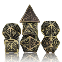 Ensemble de dés polyédriques en métal style épée médiévale - 7 pièces - Dés D&D en cuivre antique - Épées croisées - Durable - Haute qualité - RPG - Donjons