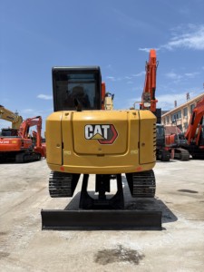 Excavadora CAT 306E usada en buenas condiciones de trabajo con motor original y bajo costo de mantenimiento - Product Image 3