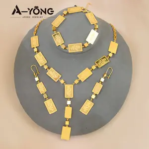 Latest Design Rose Dubai Jewelry Sets Gold Plated 18k Necklace Pendant and Studs Earrings