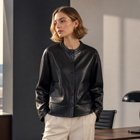 Veste en cuir d'agneau véritable pour femme, col rond, boutonnée, coupe courte, poches plaquées, style vintage