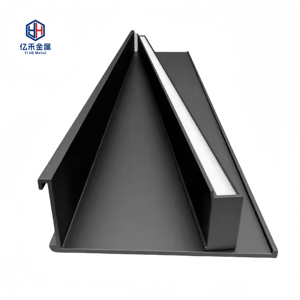 Estantes de almacenamiento de diseño moderno Estantería de escalera Estantería industrial Estantería con marco de metal de aluminio para el hogar o el hotel - Product Image 1