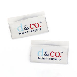 Etiquetas de <span class=keywords><strong>cinta</strong></span> de satén cosidas con logotipo de texto personalizado, etiqueta de <span class=keywords><strong>nombre</strong></span> plegable personalizada, etiqueta tejida impresa, etiqueta lavable de cuidado lavable - Product Image 4