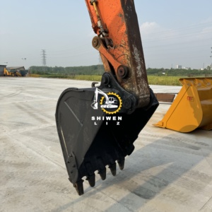 Mejor Precio, Excavadora de Ruedas Usada Hitachi Zx130w de Alta Calidad, Origen Japón, Capacidad de 13 Toneladas, 95% Nueva, Maquinaria para Movimiento de Tierras, Motor y Bomba - Product Image 3