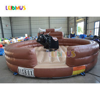 Équitation Structure extérieure Team Building Sport Jeux mécaniques gonflables pour adultes Taureau mécanique