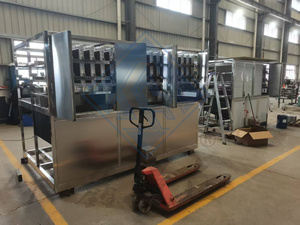 Máquina de Hielo Comercial de 2T, 3T, 4T, 5T y 10T, Cubos/Hojuelas/Tubos/Bloques, Gran Capacidad, Acero Inoxidable de Grado Alimenticio, con Certificación CE - Product Image 6