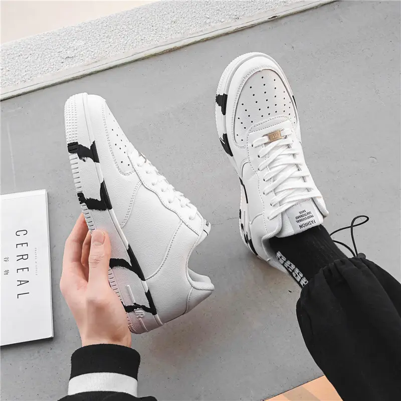 Moda Designer Sapatos para Homens New White Outro Trendy Running Sneakers Basketball Walking Estilo Casual Sapatos Homens