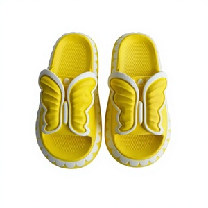 Pantuflas Amarillas de Mariposa de Dibujos Animados, Antideslizantes, de EVA, con Punta Abierta, para Verano, con Hebilla, Forro de PVC, Tallas 37, 38, 39, 40 - Product Image 1