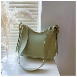 I-0542 Bolsos de Mano de Verano para Mujer, Bolsos de Hombro de Moda Sencillos, Bolsos de Cuero PU para Mujer - Product Image 3