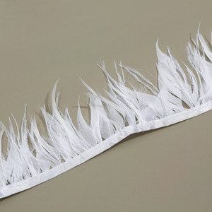 Accessoires en dentelle de plumes d'autruche blanches |   Matériaux faits main pour la confection de vêtements, poignets et jupes - Product Image 4