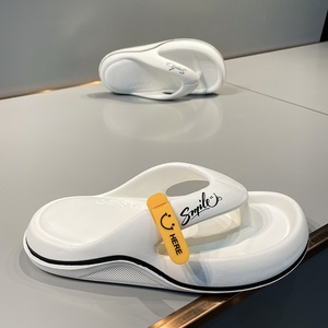 Sandales d'été décontractées en EVA pour hommes, confortables et légères, idéales pour la plage et les activités de plein air - Product Image 4