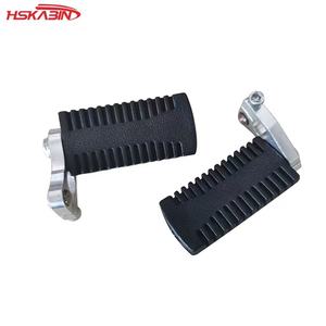 Reposapiés para motocicleta de 49 cc, tipo deportivo pequeño de dos tiempos, color negro. - Product Image 2