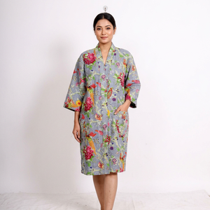 Bata Kimono Larga Tejida a Mano para Mujer, 100% Algodón Orgánico, Estilo Vintage, Patrón Otoño/Invierno, Hecha en India - Product Image 1