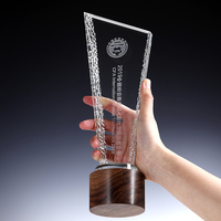 Cadeau d'affaires personnalisé argenté Momento solide Sublimation Awards Trophée de récompense en verre de cristal vierge avec base en bois Prix uniques