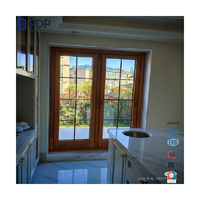 Puerta Abatible de Doble Vidrio con Revestimiento de Aluminio Minimalista, Resistente a Balas, Impermeable y con Aislamiento Térmico para Entrada Exterior