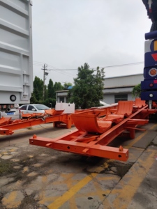 Iron Skeleton Semi-<b>Trailer</b> Truck Utility <b>Trailer</b> with Port Container Truck Accessory 12R22.5 Fengniao - Product Image 4