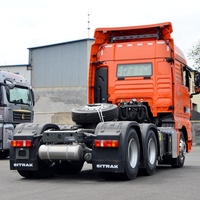 Truk Traktor Sinotruk Bekas 6x4 420 hp Diesel 10 Roda Prime Mover untuk Penjualan Pasar Afrika