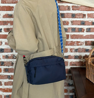 Sac bandoulière carré mini japonais en tissu Oxford résistant à l'eau pour femme, personnalisable en usine, idéal pour le campus et les courts trajets
