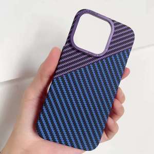 Custodia per telefono in carbonio di lusso per <span class=keywords><strong>iPhone</strong></span> <span class=keywords><strong>13</strong></span> pro custodia rigida per telefono <span class=keywords><strong>con</strong></span> armatura in carbonio <span class=keywords><strong>con</strong></span> cornice in metallo per <span class=keywords><strong>iPhone</strong></span> 14 pro max - Product Image 2