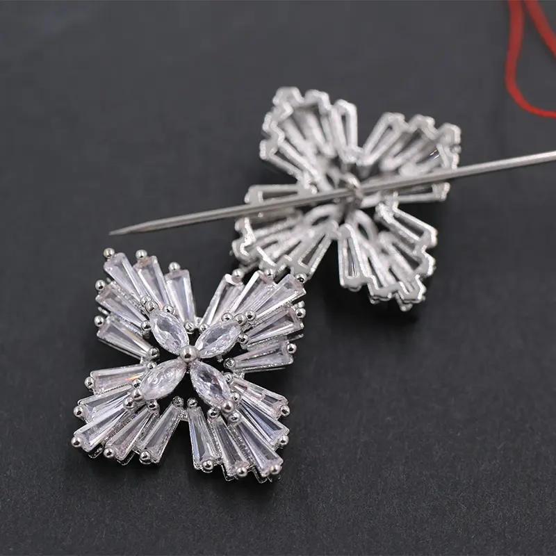 New Design Rhinestone Silver Hollow Sewing Shank Zircon Button For Garment