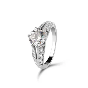 ダイヤモンドバンドリング925スターリングシルバー3Aキュービックジルコン女性のための結婚式深セントレンディなゴールドの婚約指輪マスコットIGIオーバルカット