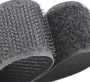 Cinta negra de autoadhesivo para equipos médicos gancho y lazo - Product Image 3