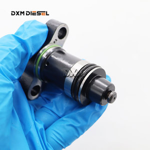 Plongeur de pompe CB18 pour moteur CB18. Le plongeur CB18 fait généralement référence à un composant clé utilisé dans la série CB18 de Bosch. - Product Image 3