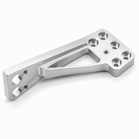 Pièces usinées CNC pour composants automobiles en aluminium, pour supports de moteur, châssis et pièces de direction, et service personnalisé