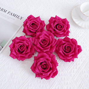 Têtes de roses artificielles à bord roulé de 10 cm, fleurs artificielles pour bouquets, arrangements floraux et décoration de mariage - Product Image 4