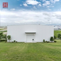 Entrepôt/atelier préfabriqué en structure acier de qualité supérieure, robuste, haute performance et de qualité industrielle pour équipement.
