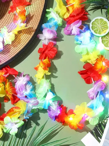 Collier Hawaïen Lumineux LED en Gros, Collier de Fleurs Arc-en-ciel Tropical pour Fête Luau, Plage et Carnaval - Product Image 5