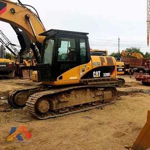 Excavatrice sur chenilles CAT 320D d'occasion de haute qualité, 20 tonnes, pour terrains d'excavation moyens, bon prix, excavatrice Caterpillar du Japon pour la ferme - Product Image 1