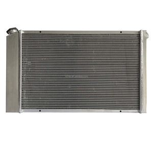 Radiador de refrigeración de aluminio para Chevrolet Blazer C10 C20 C30/Buick Apollo Century/Cadillac Seville/GMC C15 C25 75-87 - Product Image 3