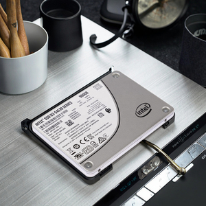 Máy chủ SSD Intel ssdpf2kx038tz01 D7-P5510 3.84TB PCIe NVMe 4.0x4 2.5-inch ổ đĩa trạng thái rắn - Product Image 4