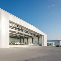 Bâtiment préfabriqué moderne en structure métallique pour grand hangar d'avions, entrepôt et hangar de stockage