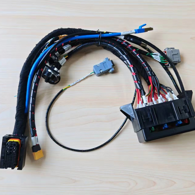 Industrial Automation Robot Internal Wiring Harness 300V DB9 Connector Power Signal Control Cable Assembly 300mm Waterproof