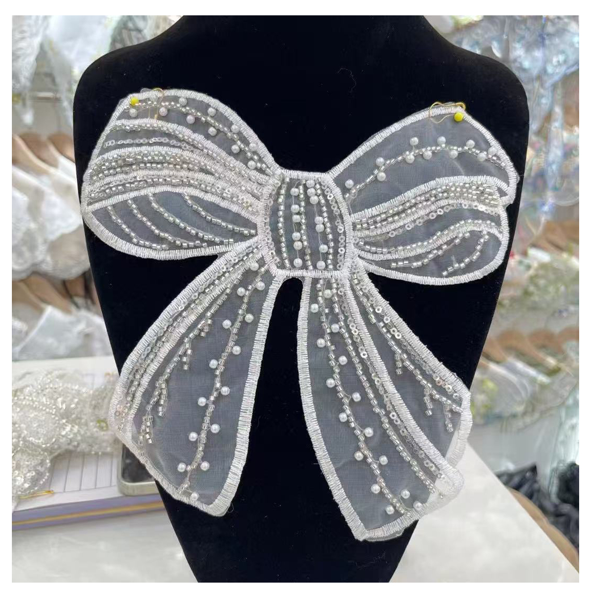In Stock White Bead Sequin Lace Bow Patch DIY Clothing  display picture 2
