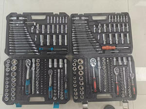 Kit de Herramientas Profesional para Reparación de Automóviles con Juego de Llaves de Tubo Manuales, Estuche Rígido, Acero al Cromo Vanadio, para Mecánicos y Uso en Garajes - Product Image 5